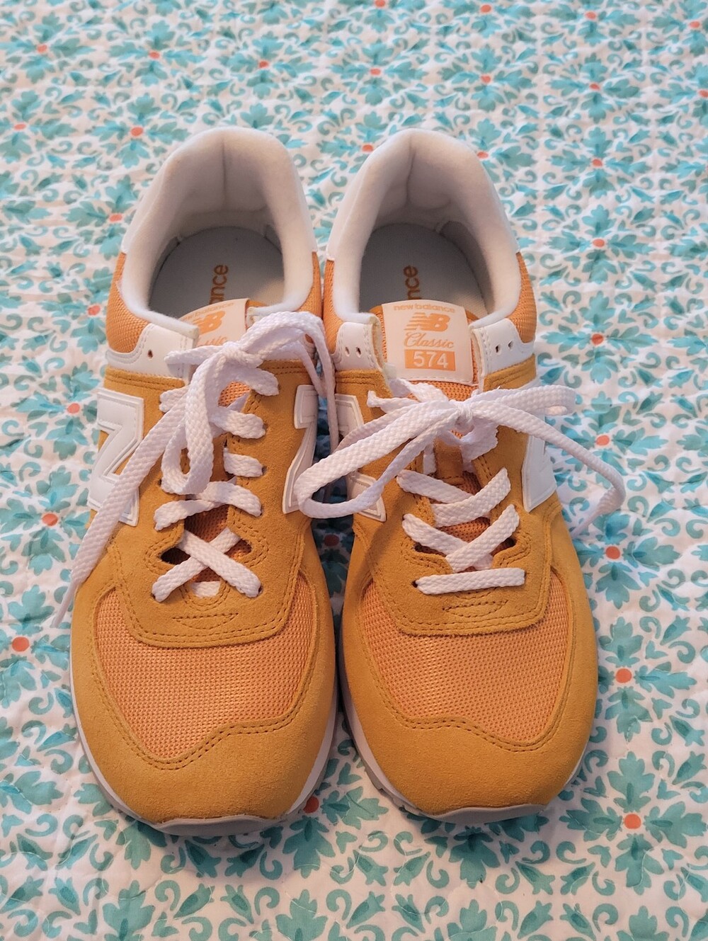 Mens New Balance 574 size 9.5 Medium